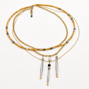 Metal and Pearl - resin necklace